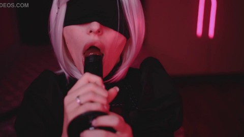 Cosplay Blowjob Sloppy Suck BBC with 2B