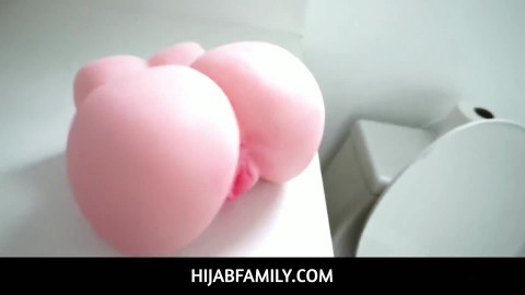 HijabFamily - Thick Hijab Wife Tokyo Lynn Can No Longer Resists Her Horny Husband