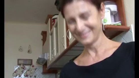 Czech MILF Gets paid for Public Sex porn