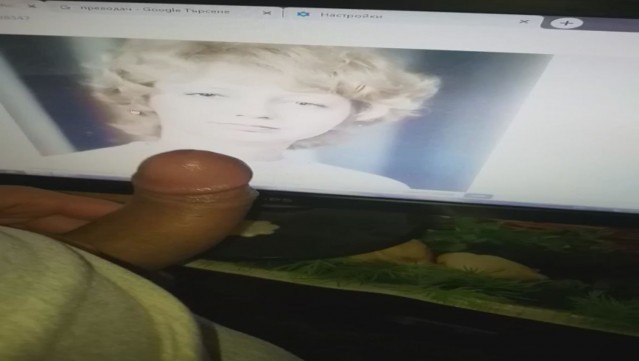 Olya Protsel, a man from Bulgaria makes a tribute to your photos! 3-28